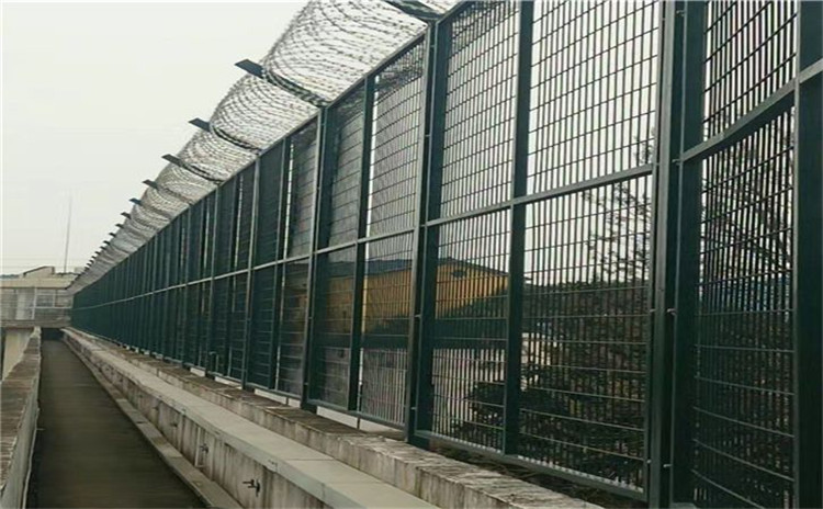 巡邏道隔離網(wǎng)