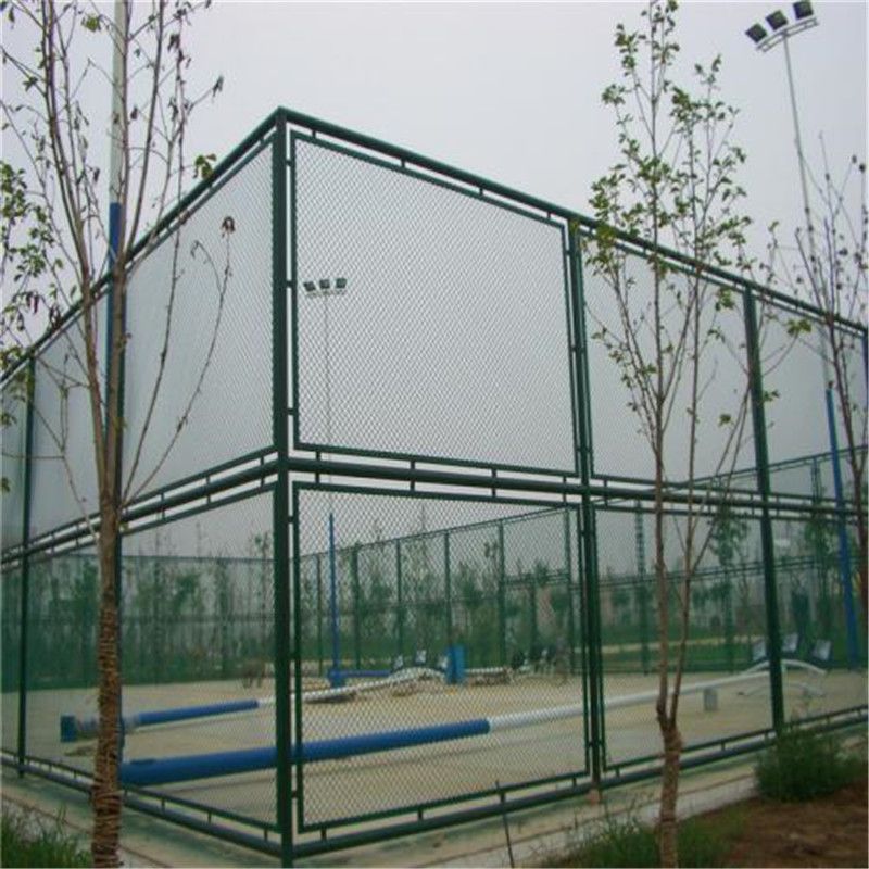 籃球場(chǎng)運(yùn)動(dòng)場(chǎng)圍網(wǎng)施工流程及注意事項(xiàng)