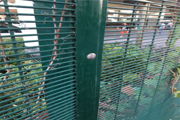 358監(jiān)獄密紋網(wǎng)安裝方式