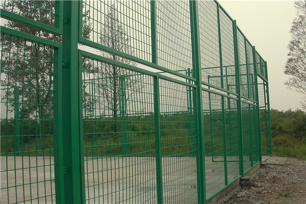 體育場圍網(wǎng)